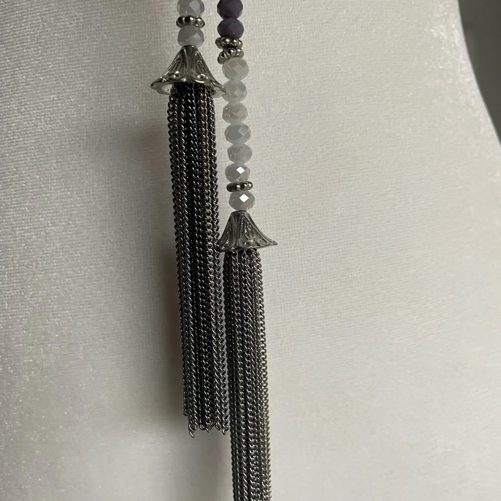 Vera Wang Silver Lariat Necklace with Blue, Grey, and Clear Beads - Picture 6 of 7